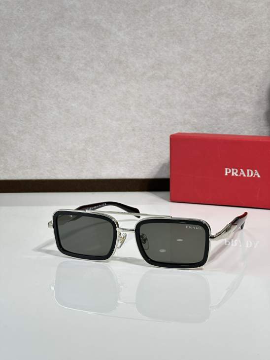 Picture of Cartier Sunglasses _SKUfw77797301fw